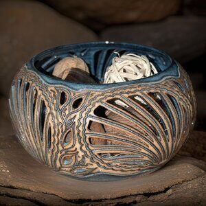 Large 5 5/8" H x 8" D Handcrafted Cynthia Cummings Woodland Vessels Ocean Potter